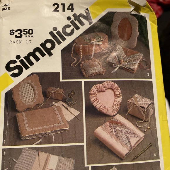 UNCUT Vtg Simplicity Marjorie Puckett pattern 5296 Desk & Dresser Accessories - Picture 4 of 5